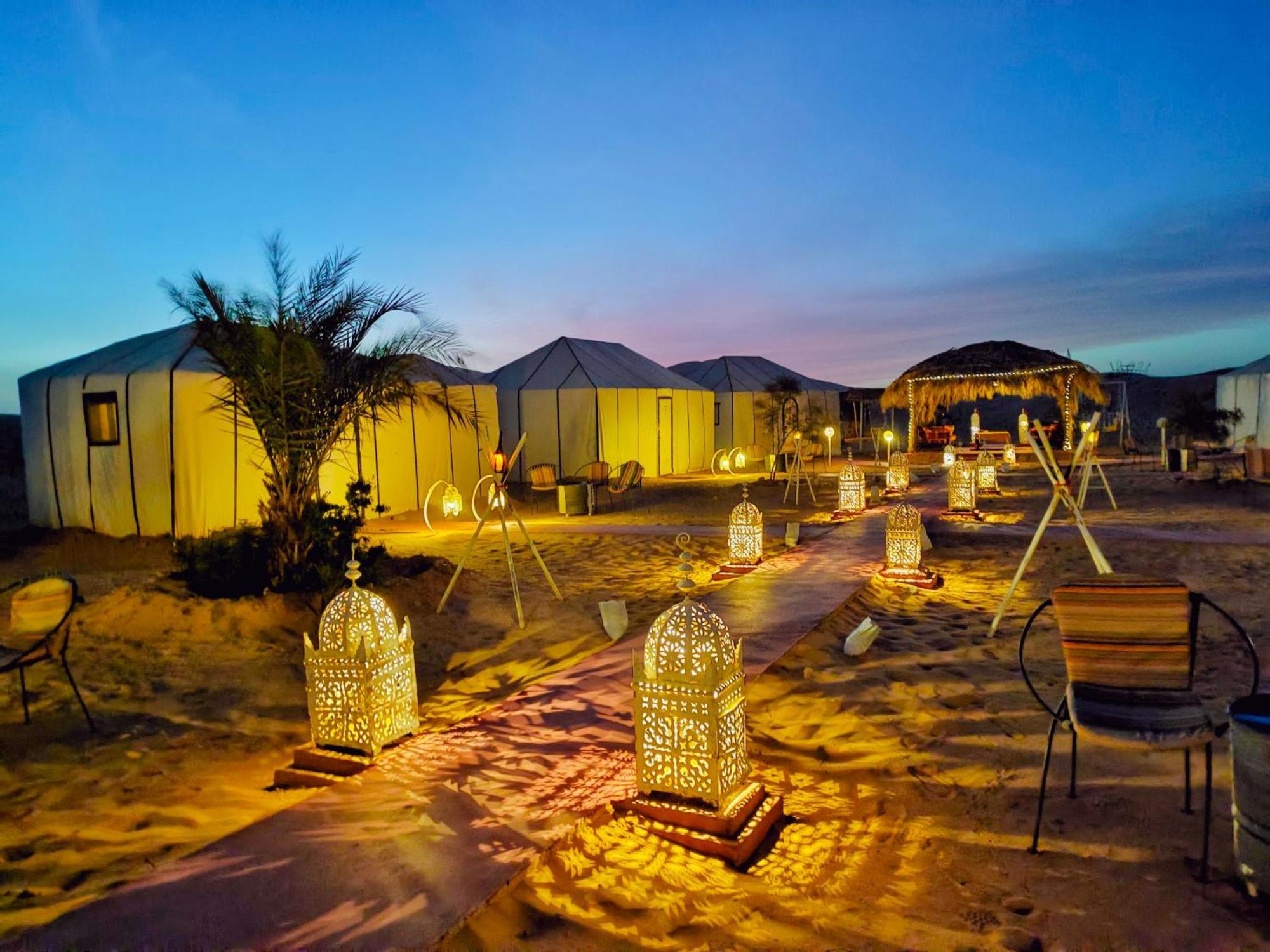 Sahara Dream Luxury Camp Hotel เมอร์ซูกา ภายนอก รูปภาพ