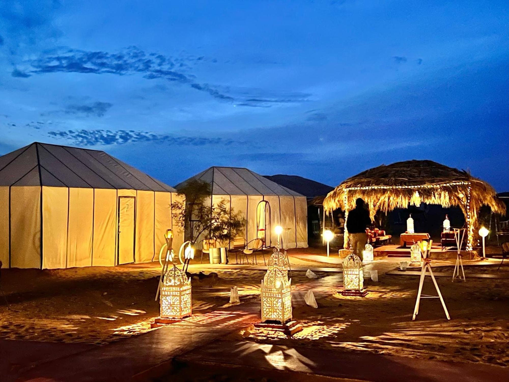 Sahara Dream Luxury Camp Hotel เมอร์ซูกา ภายนอก รูปภาพ